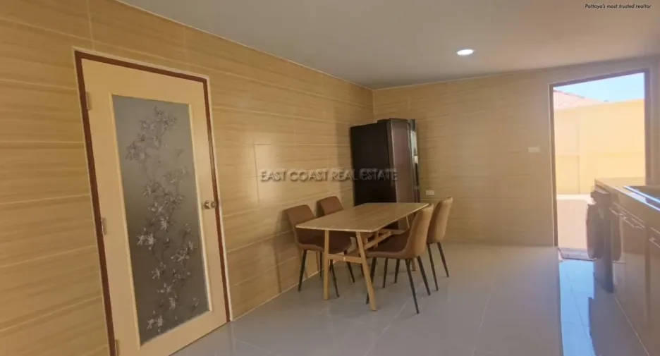 ให้เช่า 5 ห้องนอน บ้านเดี่ยว ใน บางละมุง, ชลบุรี