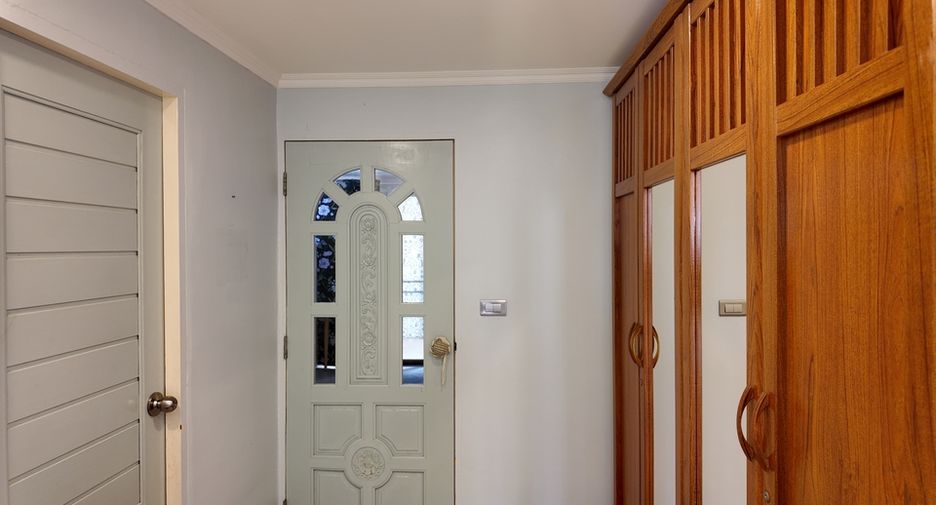 For sale 2 bedrooms condo in Jomtien, Pattaya