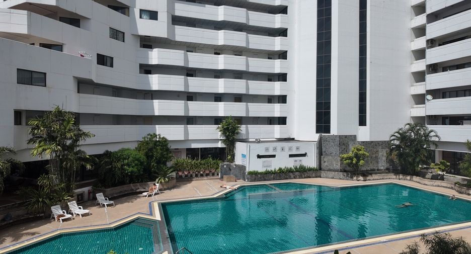 For sale 2 bedrooms condo in Jomtien, Pattaya