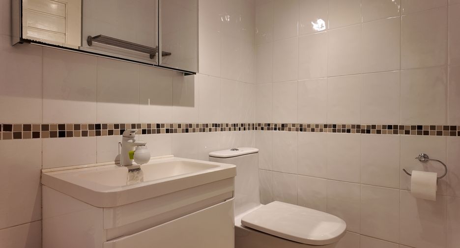 For sale 2 bedrooms condo in Jomtien, Pattaya