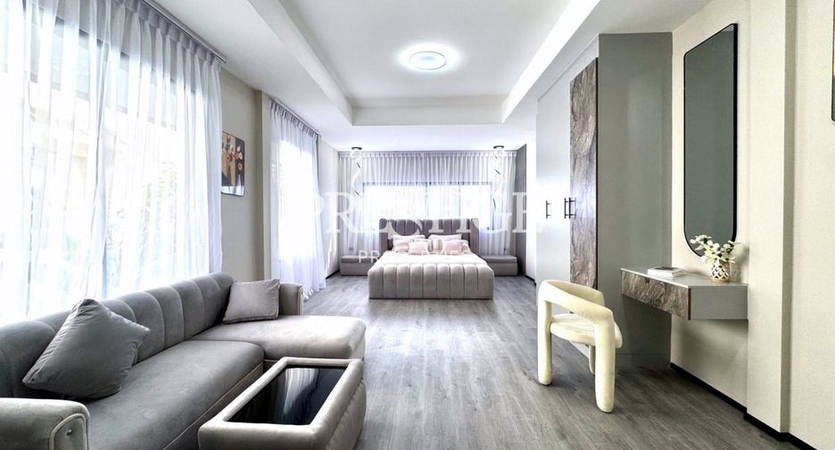 For sale 5 ベッドルーム house in East Pattaya, Pattaya