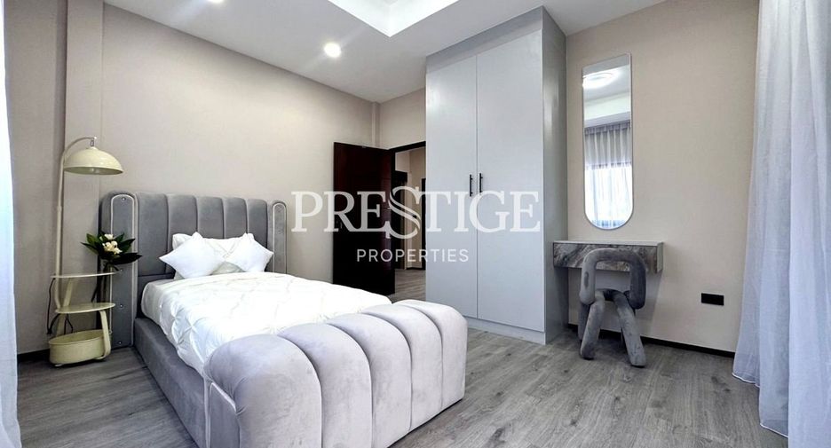 For sale 5 ベッドルーム house in East Pattaya, Pattaya