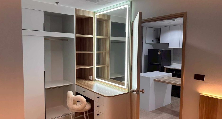 For rent 1 bed condo in Khlong Toei, Bangkok