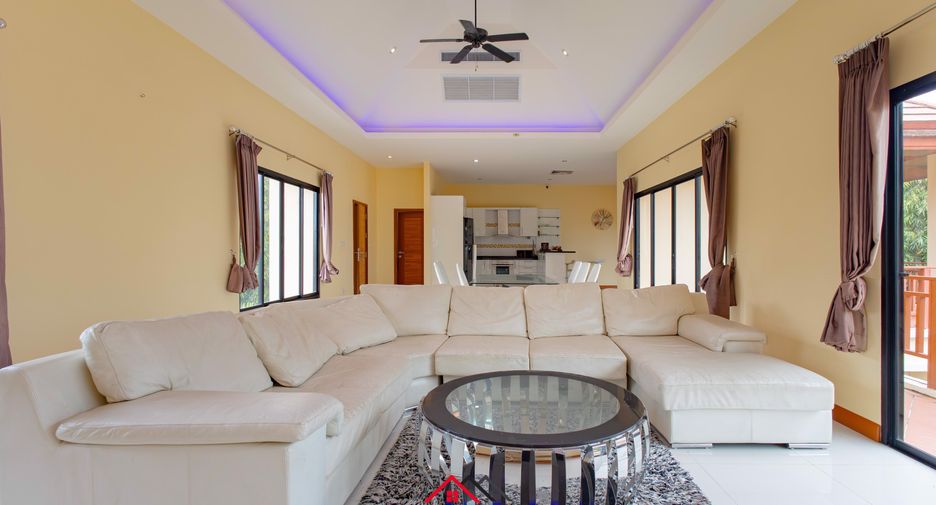 À vendre 3 chambres maison à Sattahip, Chonburi