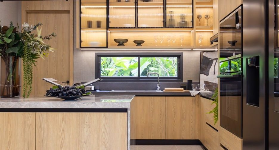 Casa en venta de 4 habitaciones en Bang Lamung, Chonburi