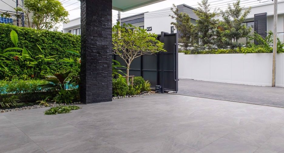 Casa en venta de 4 habitaciones en Bang Lamung, Chonburi