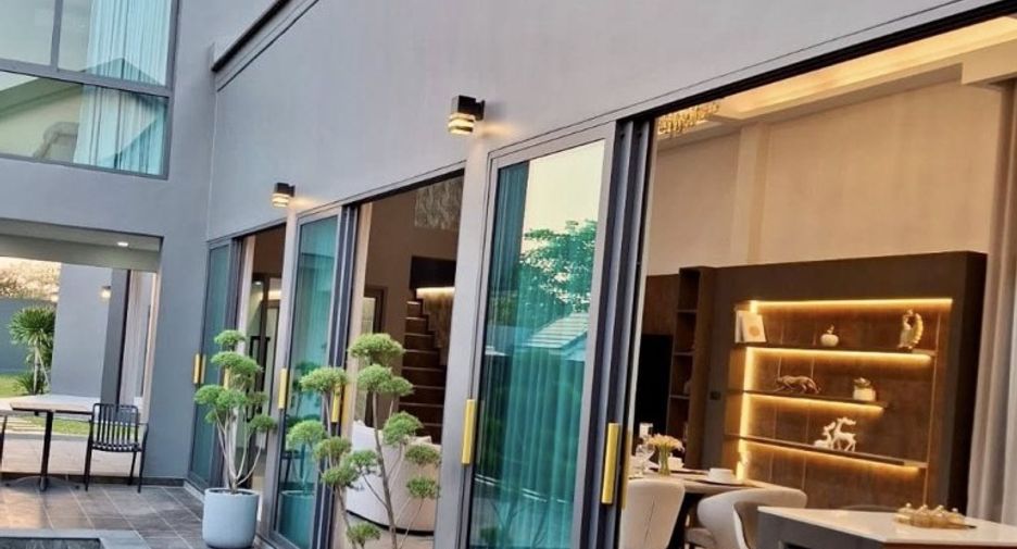 出售 4 卧室 独立屋 在 Bang Lamung, Chon Buri