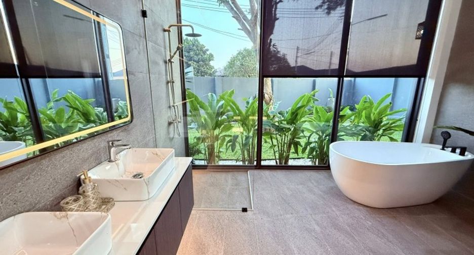 出售 4 卧室 独立屋 在 Bang Lamung, Chon Buri