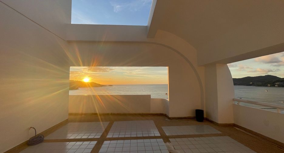 For sale 4 ベッドルーム condo in Mueang Phuket, Phuket