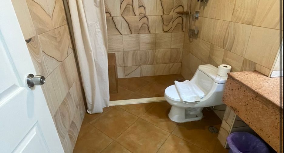 For sale 4 ベッドルーム condo in Mueang Phuket, Phuket