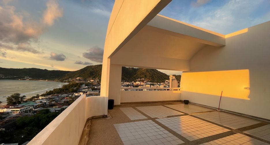 For sale 4 ベッドルーム condo in Mueang Phuket, Phuket