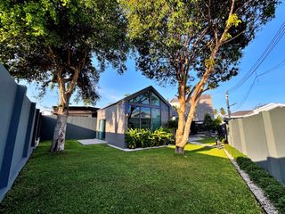 Casa en alquiler y en venta de 4 habitaciones en Bang Lamung, Chonburi