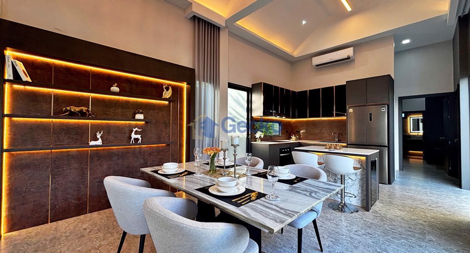 出售 4 卧室 独立屋 在 Bang Lamung, Chon Buri