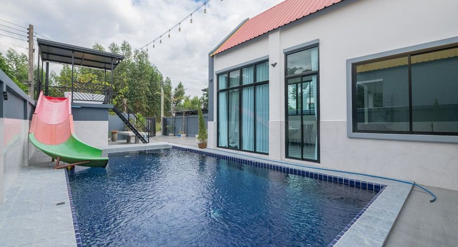 For sale 4 bedrooms house in Bang Lamung, Chonburi
