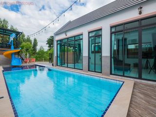 For sale 5 bedrooms house in Bang Lamung, Chonburi