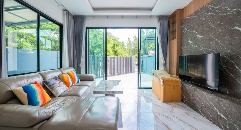 For sale 3 bedrooms house in Bang Lamung, Chonburi