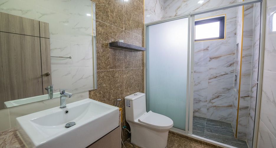 For sale 3 bedrooms house in Bang Lamung, Chonburi