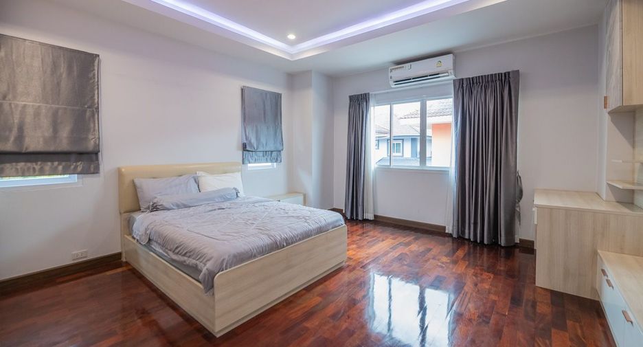 For sale 6 bedrooms house in Bang Lamung, Chonburi