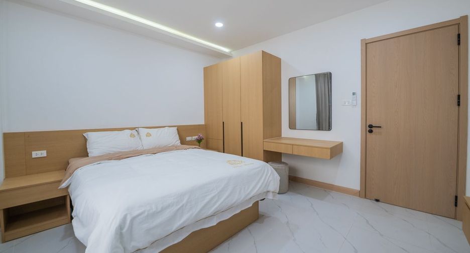 For sale 5 bedrooms house in South Pattaya, Pattaya