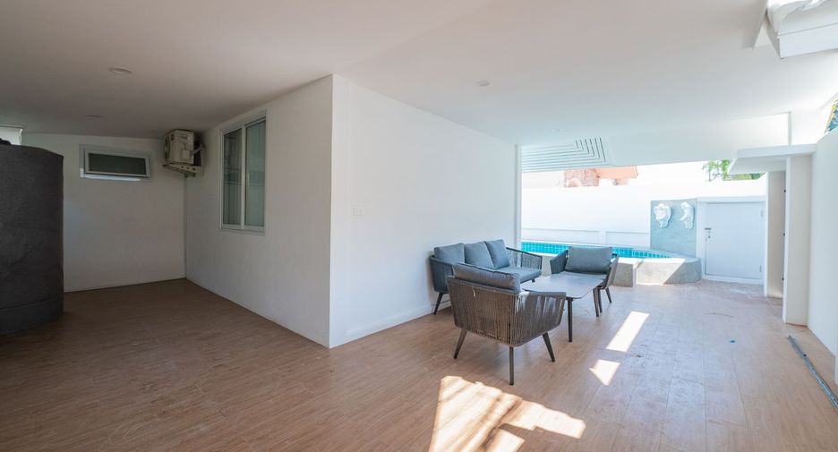 For sale 5 bedrooms house in South Pattaya, Pattaya