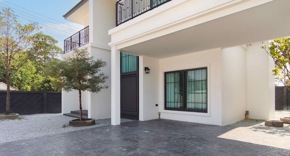 À vendre 4 chambres maison à Bang Lamung, Chonburi