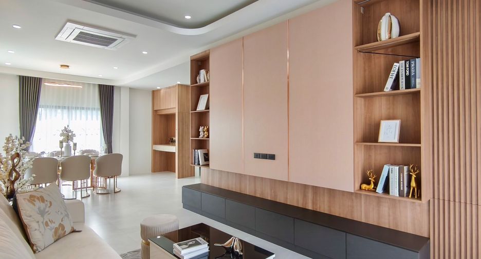 À vendre 4 chambres maison à Bang Lamung, Chonburi