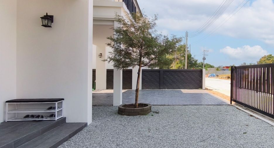 À vendre 4 chambres maison à Bang Lamung, Chonburi