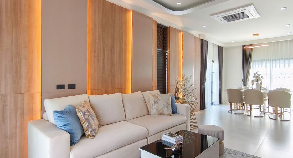 À vendre 4 chambres maison à Bang Lamung, Chonburi