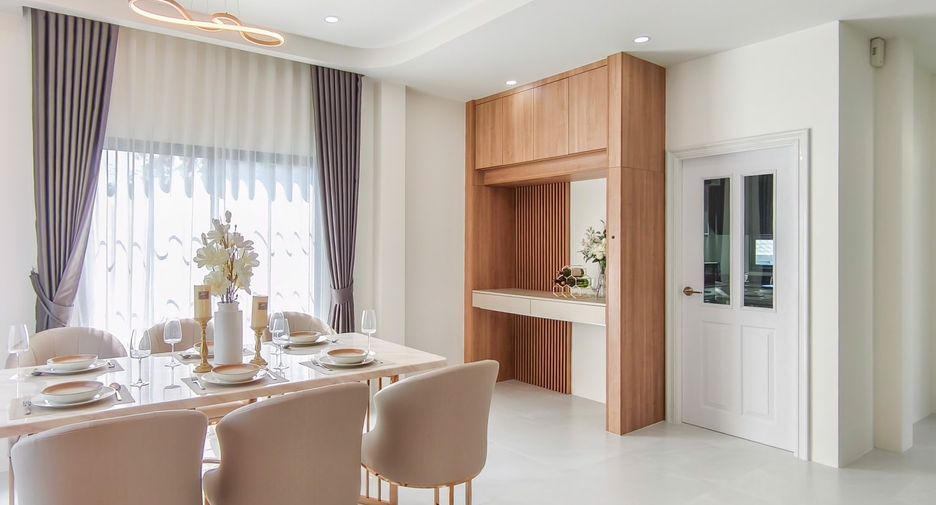 À vendre 4 chambres maison à Bang Lamung, Chonburi