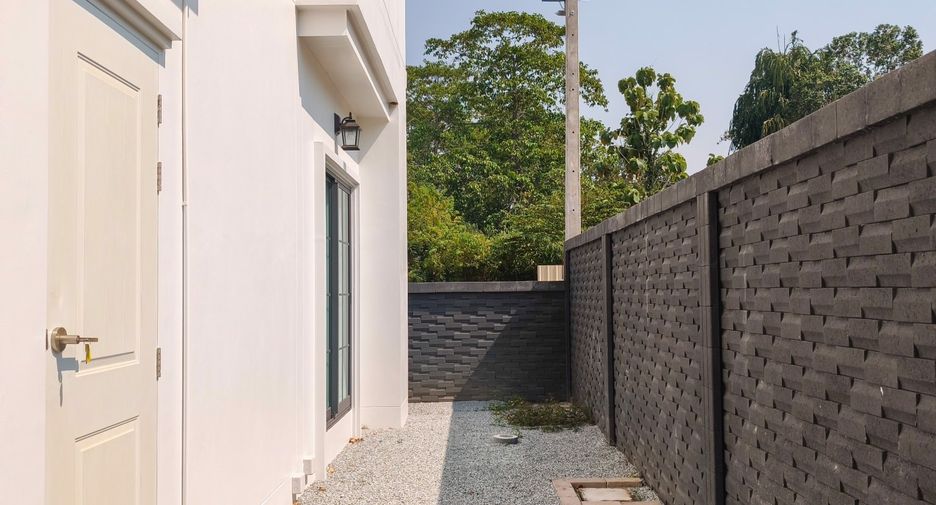 À vendre 4 chambres maison à Bang Lamung, Chonburi