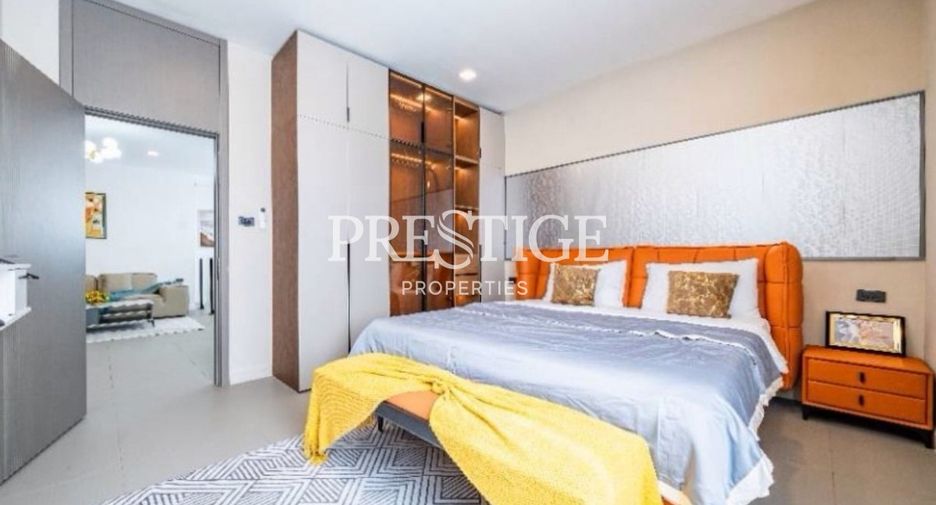 Haus zum Kauf mit 6 Zimmer in Bang Lamung, Chonburi