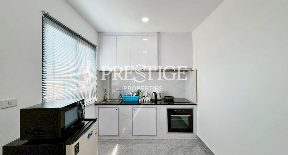 Casa en venta y en alquiler de 5 habitaciones en Bang Lamung, Chonburi
