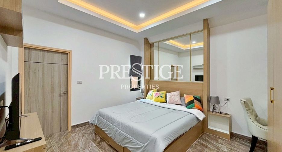 Casa en venta y en alquiler de 5 habitaciones en Bang Lamung, Chonburi