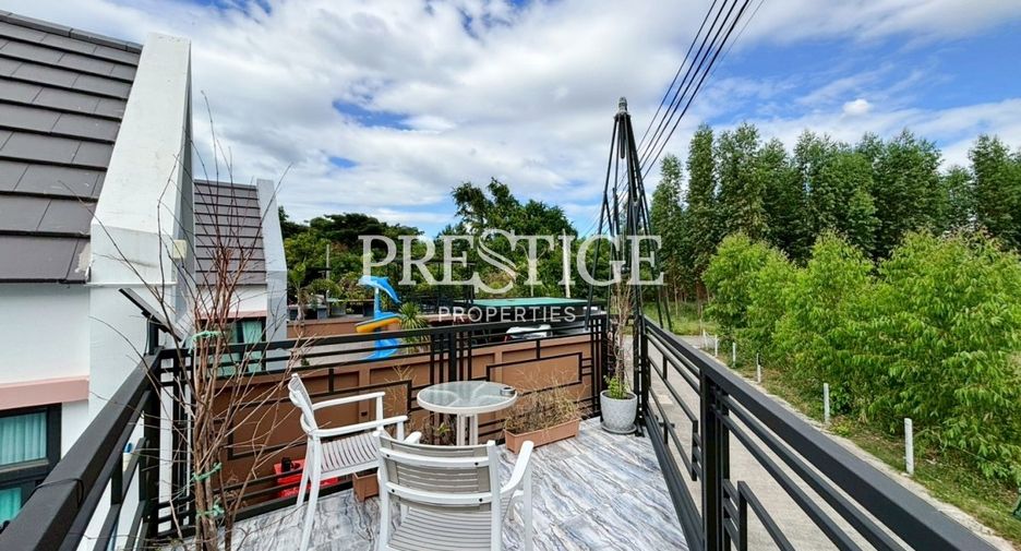 Casa en venta y en alquiler de 5 habitaciones en Bang Lamung, Chonburi