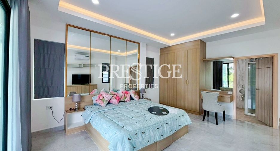 Casa en venta y en alquiler de 5 habitaciones en Bang Lamung, Chonburi