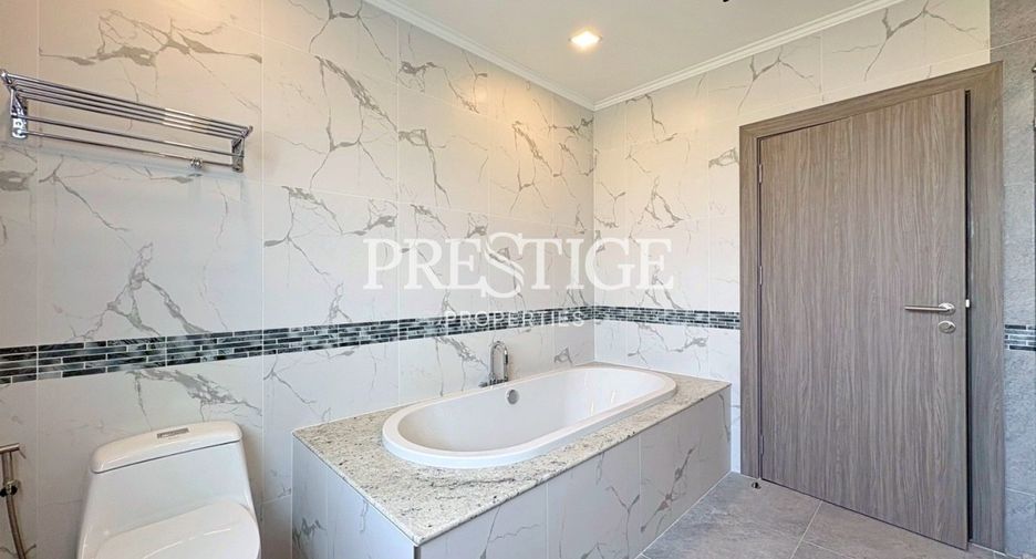 For sale and for rent 5 bedrooms house in Bang Lamung, Chonburi
