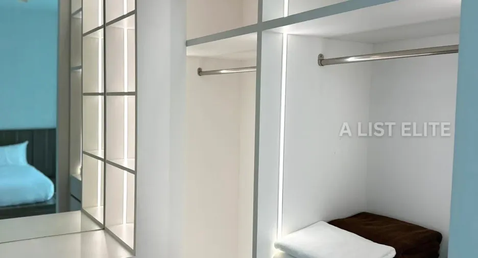 Casa en alquiler de 6 habitaciones en Bang Lamung, Chonburi