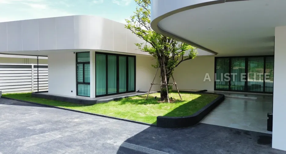 Casa en alquiler de 6 habitaciones en Bang Lamung, Chonburi