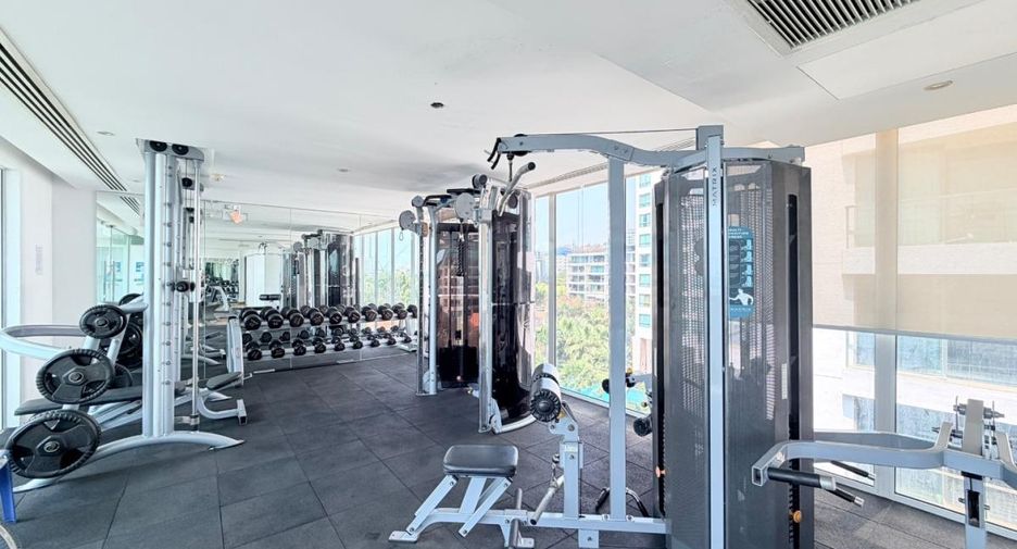 For sale 2 ベッドルーム condo in Bang Lamung, Chonburi