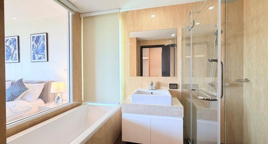 For sale 2 ベッドルーム condo in Bang Lamung, Chonburi
