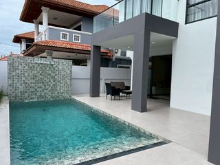 Haus zum Kauf mit 5 Zimmer in Bang Lamung, Chonburi