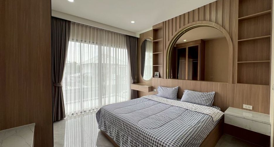 Haus zum Kauf mit 5 Zimmer in Bang Lamung, Chonburi