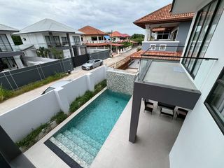 Haus zum Kauf mit 5 Zimmer in Bang Lamung, Chonburi