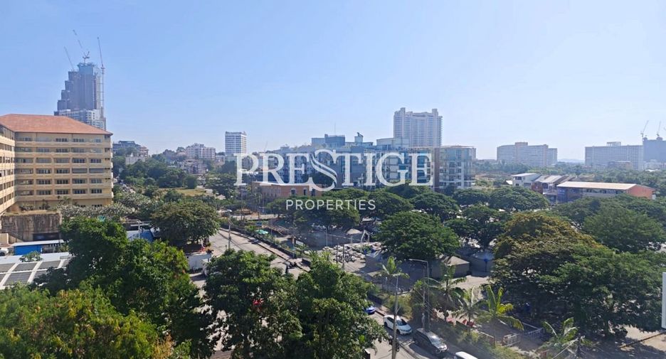 For sale studio condo in Pratumnak, Pattaya