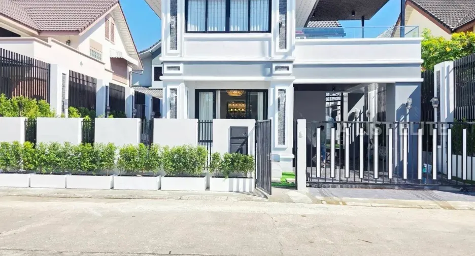 Haus zum Kauf mit 4 Zimmer in South Pattaya, Pattaya