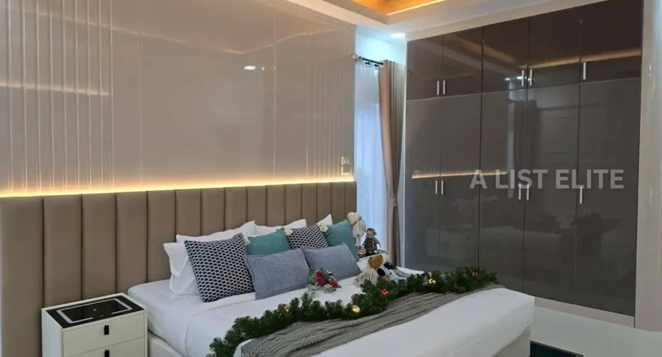 For rent 5 bedrooms house in Bang Lamung, Chonburi