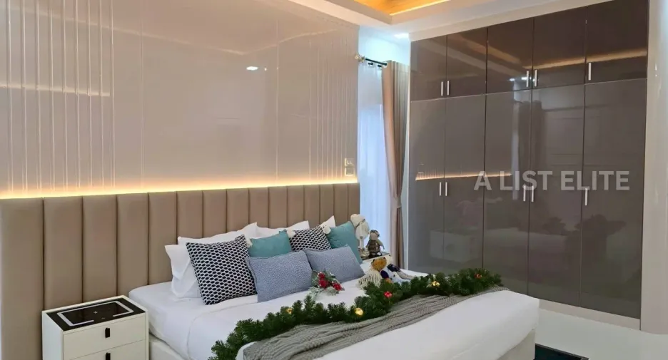 For rent 5 bedrooms house in Bang Lamung, Chonburi
