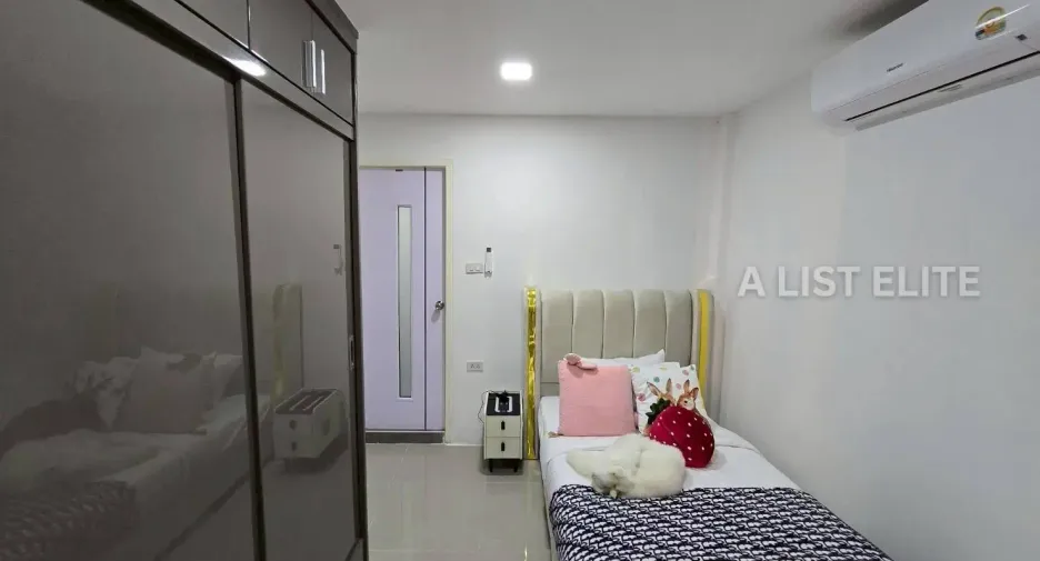 For rent 5 bedrooms house in Bang Lamung, Chonburi