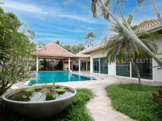 Haus zur Miete mit 4 Zimmer in Bang Lamung, Chonburi