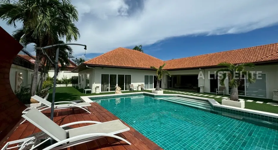 Haus zur Miete mit 6 Zimmer in Bang Lamung, Chonburi